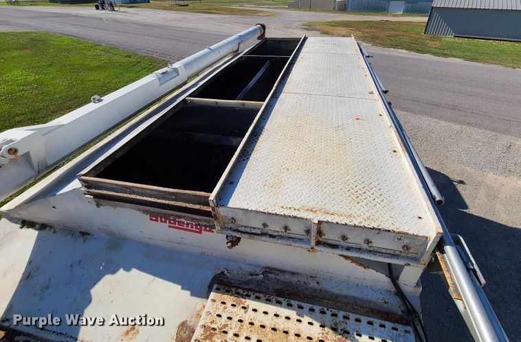 image for item GT9210 1999 Freightliner FL70  feed delivery truck