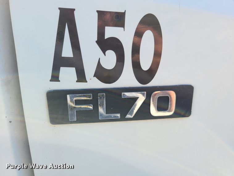 image for item GT9210 1999 Freightliner FL70  feed delivery truck