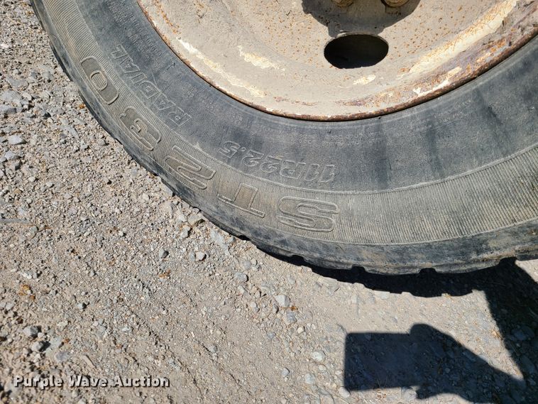 image for item GT9210 1999 Freightliner FL70  feed delivery truck