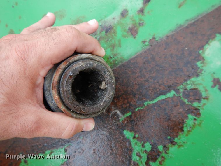 image for item GT9333 John Deere MX10 rotary mower