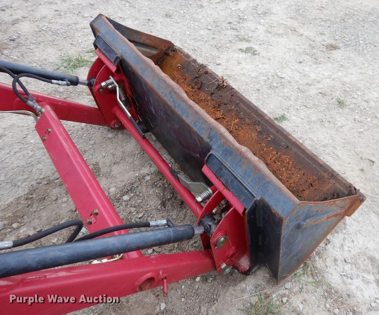 image for item GT9340 Mahindra Max 26L loader