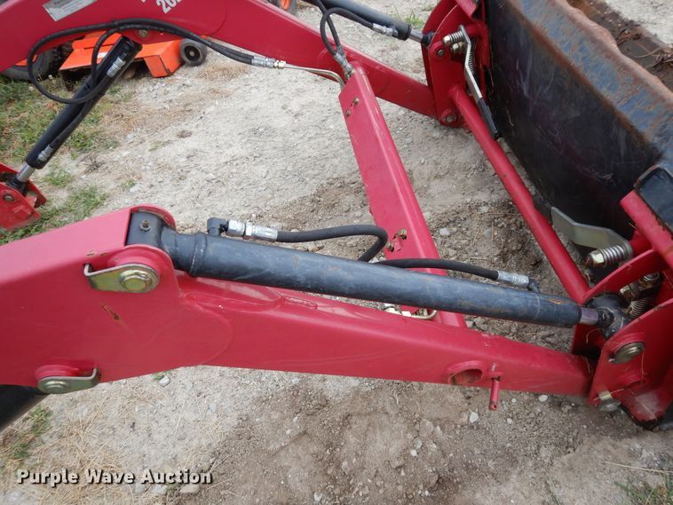 image for item GT9340 Mahindra Max 26L loader