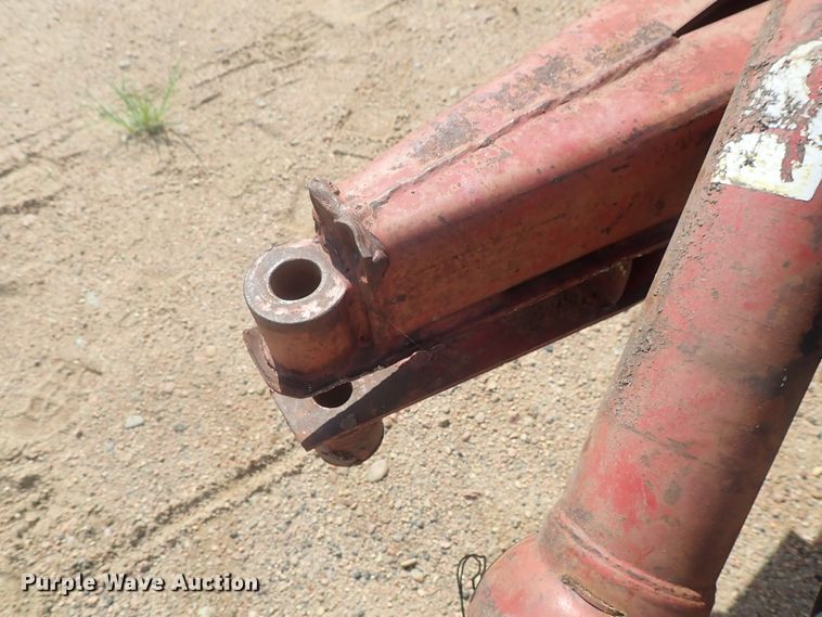 image for item GV9509 New Holland Stackliner 1002 bale stacker