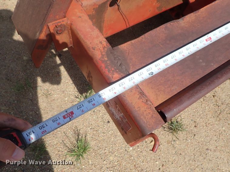 image for item GV9509 New Holland Stackliner 1002 bale stacker