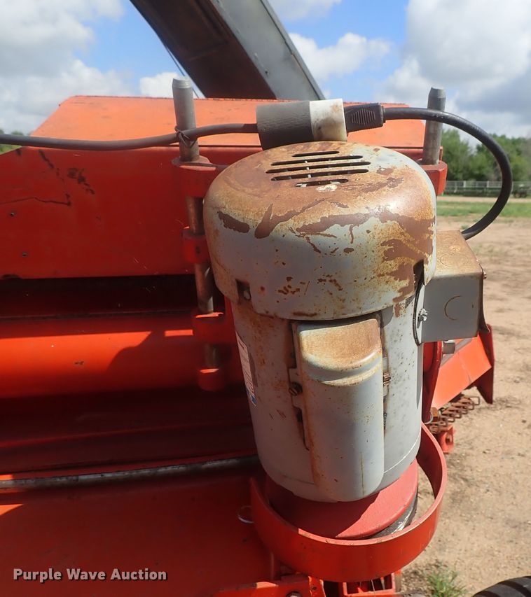 image for item GV9523 Fox Brady forage harvester