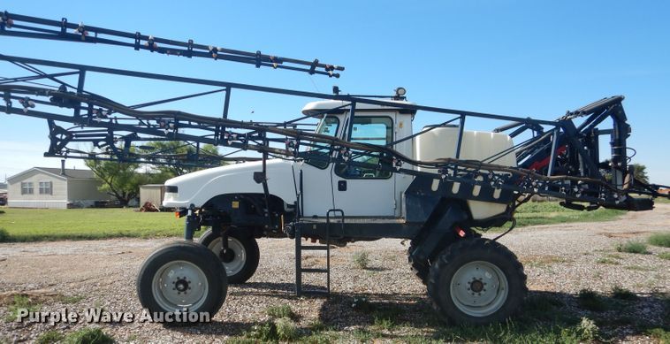 image for item HC9055 2009 AGCO Spra-Coupe 4460 sprayer