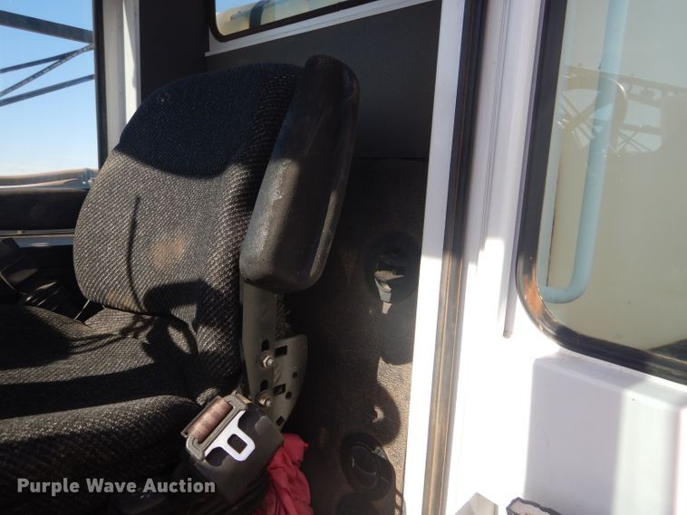 image for item HC9055 2009 AGCO Spra-Coupe 4460 sprayer