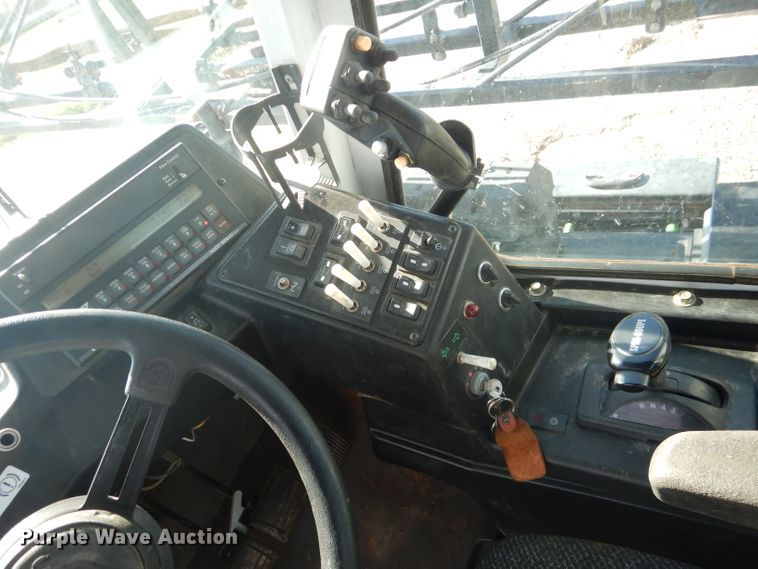 image for item HC9055 2009 AGCO Spra-Coupe 4460 sprayer