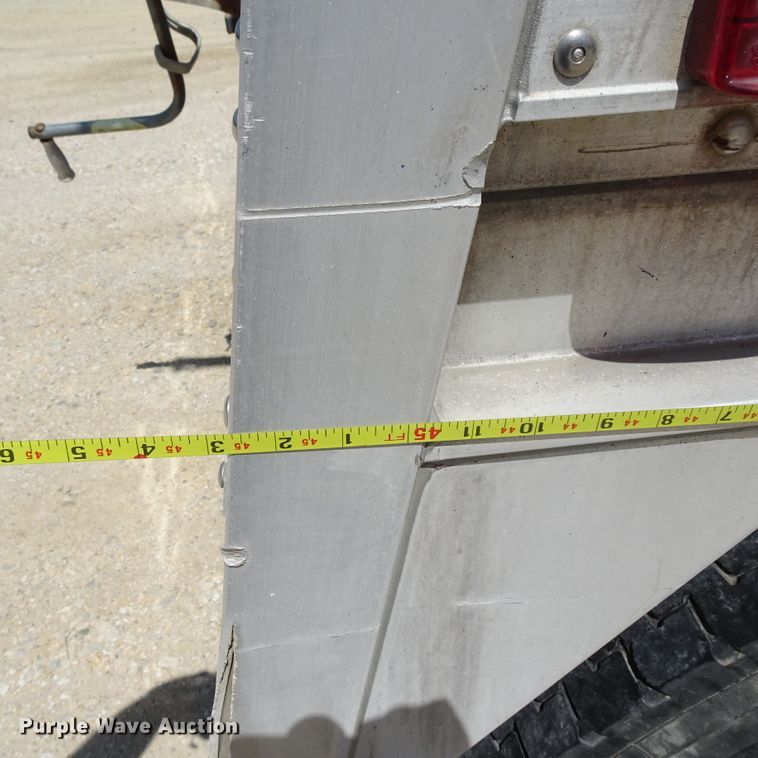 image for item HC9067 2007 Wilson DWH-551C double hopper bottom grain trailer