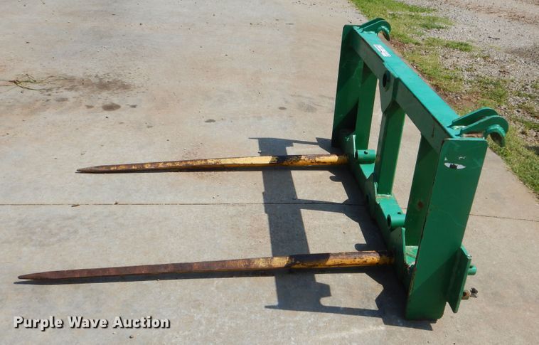 image for item HJ9813 Frontier bale spear