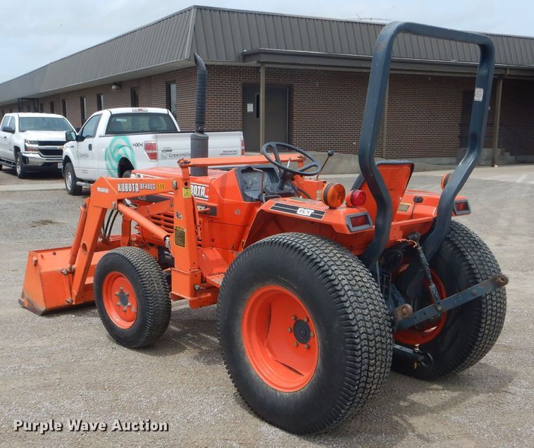 image for item HM9649 Kubota L2550D  MFWD tractor