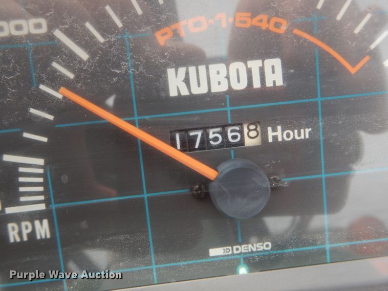 image for item HM9649 Kubota L2550D  MFWD tractor