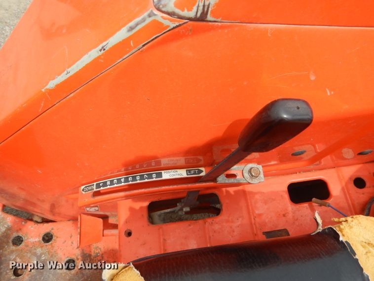 image for item HM9649 Kubota L2550D  MFWD tractor