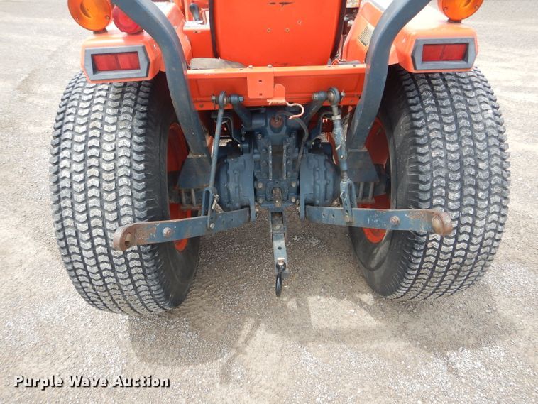 image for item HM9649 Kubota L2550D  MFWD tractor