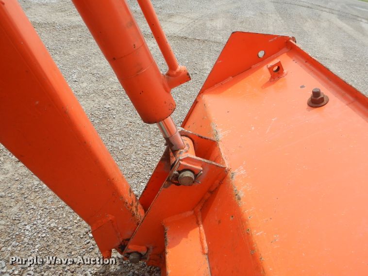 image for item HM9649 Kubota L2550D  MFWD tractor