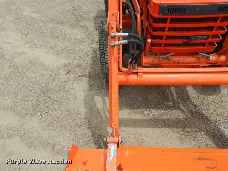 image for item HM9649 Kubota L2550D  MFWD tractor