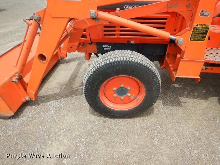 image for item HM9649 Kubota L2550D  MFWD tractor