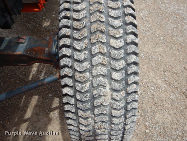 image for item HM9649 Kubota L2550D  MFWD tractor