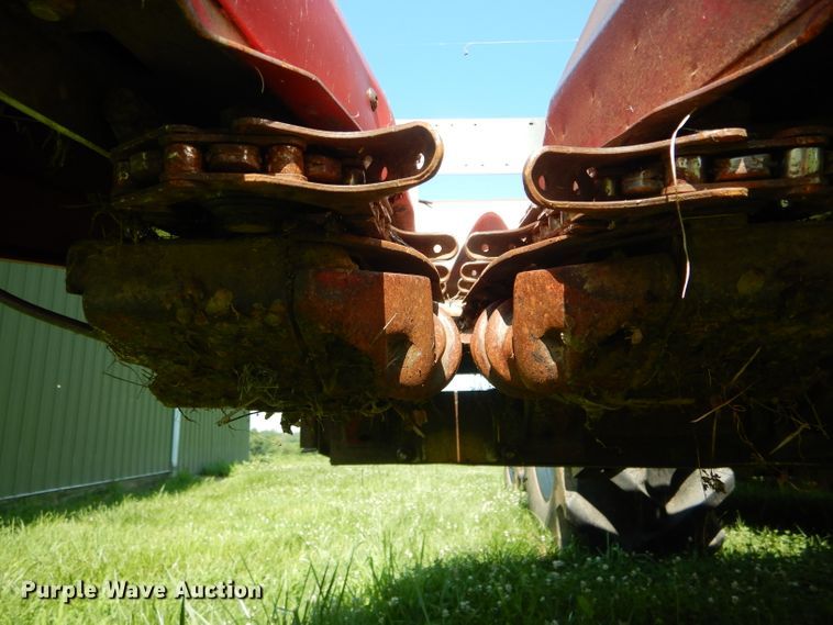 image for item HM9671 Case 1083-C06000BN corn head