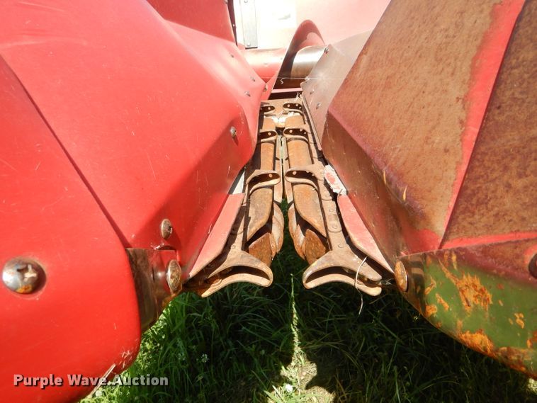 image for item HM9671 Case 1083-C06000BN corn head