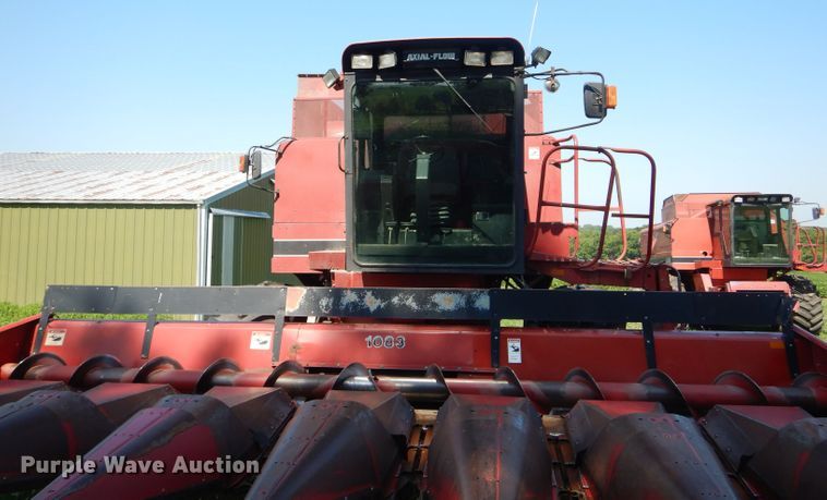 image for item HM9672 1991 Case IH 1680 Axial-Flow combine