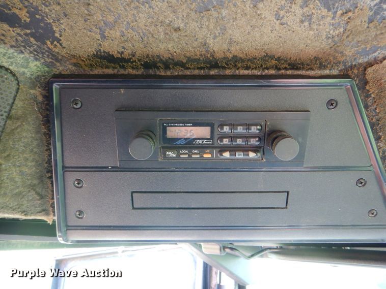 image for item HM9672 1991 Case IH 1680 Axial-Flow combine