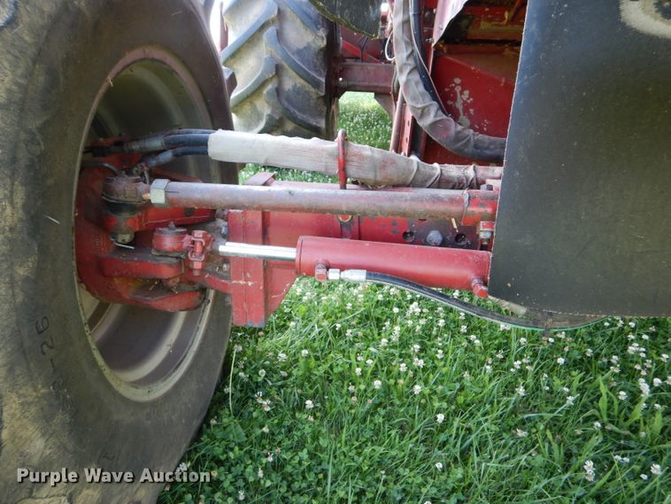 image for item HM9672 1991 Case IH 1680 Axial-Flow combine