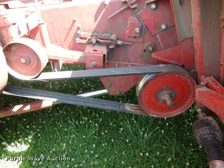 image for item HM9672 1991 Case IH 1680 Axial-Flow combine