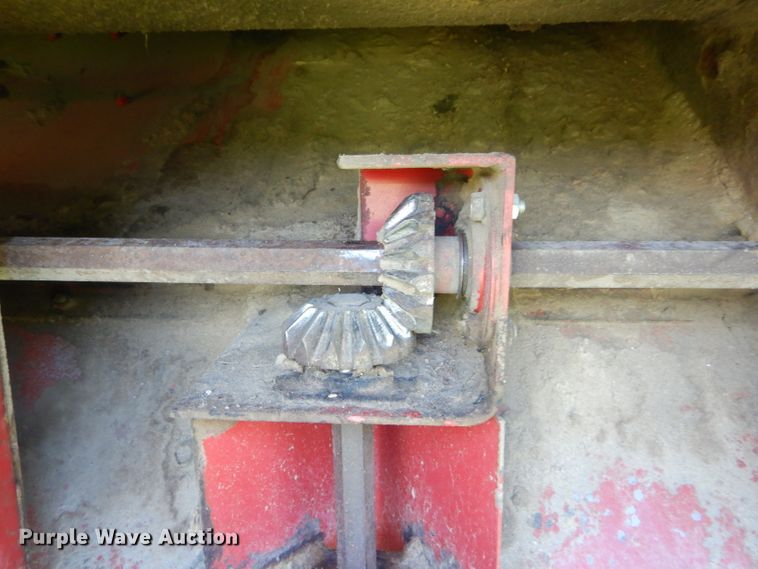 image for item HM9672 1991 Case IH 1680 Axial-Flow combine