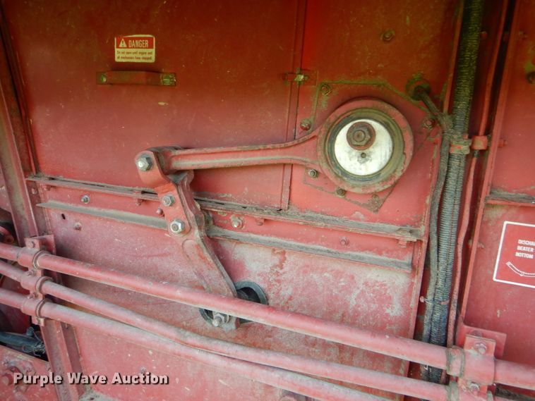 image for item HM9672 1991 Case IH 1680 Axial-Flow combine