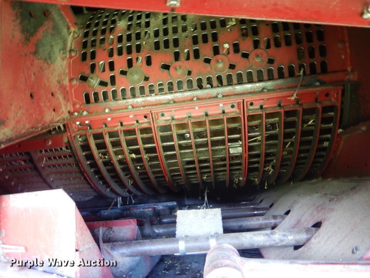 image for item HM9672 1991 Case IH 1680 Axial-Flow combine