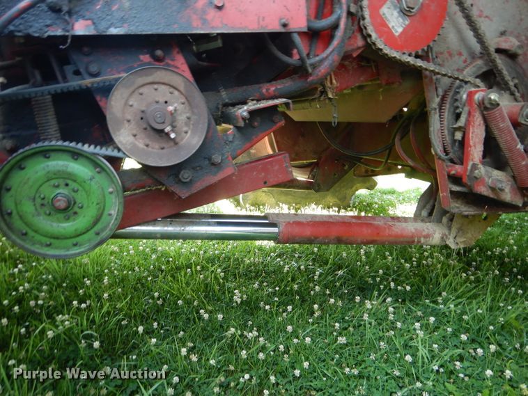 image for item HM9672 1991 Case IH 1680 Axial-Flow combine