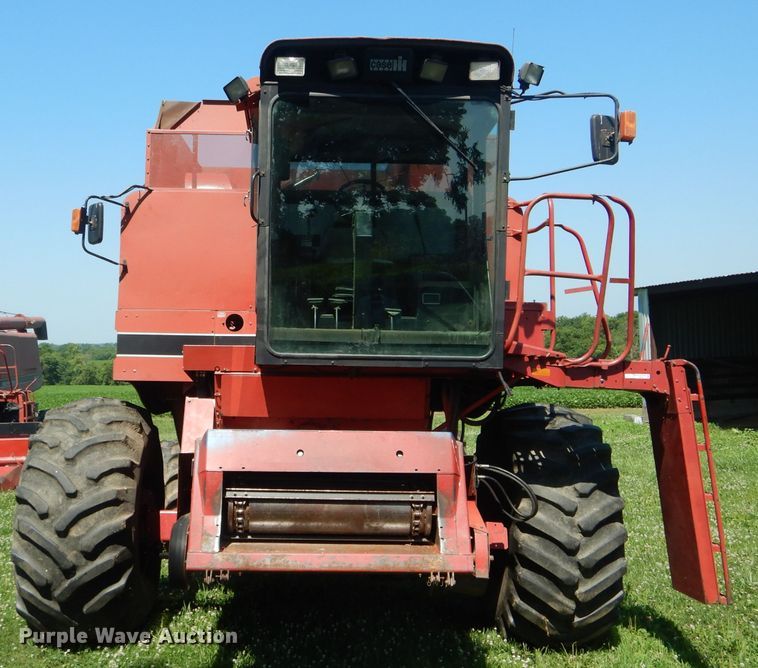 image for item HM9673 1987 Case IH 1680 Axial-Flow RWA combine