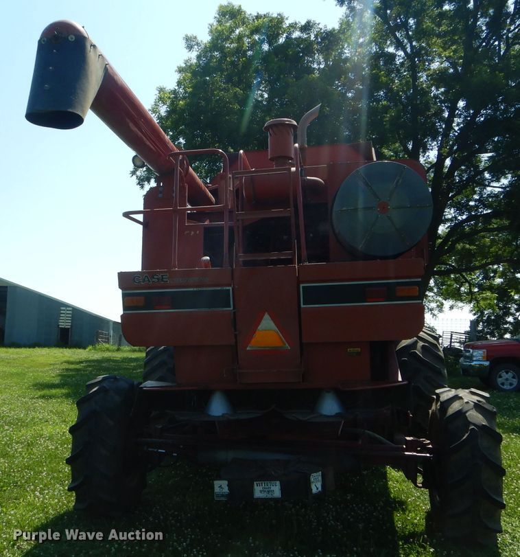 image for item HM9673 1987 Case IH 1680 Axial-Flow RWA combine