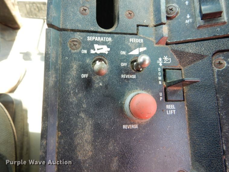 image for item HM9673 1987 Case IH 1680 Axial-Flow RWA combine