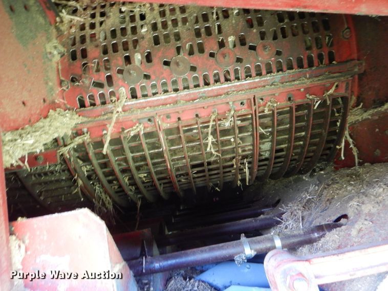 image for item HM9673 1987 Case IH 1680 Axial-Flow RWA combine