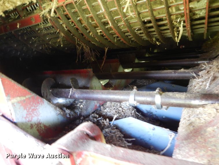 image for item HM9673 1987 Case IH 1680 Axial-Flow RWA combine