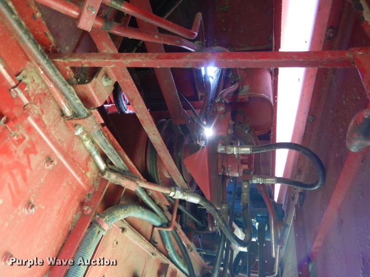 image for item HM9673 1987 Case IH 1680 Axial-Flow RWA combine