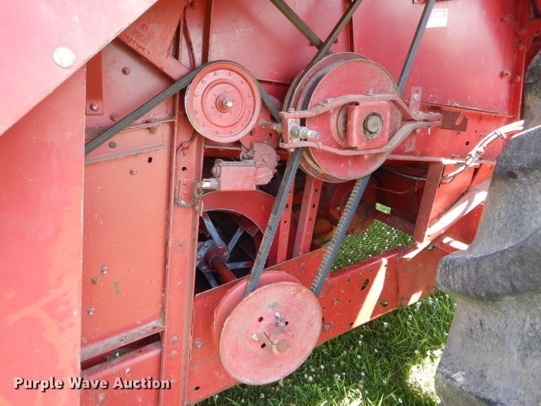 image for item HM9673 1987 Case IH 1680 Axial-Flow RWA combine