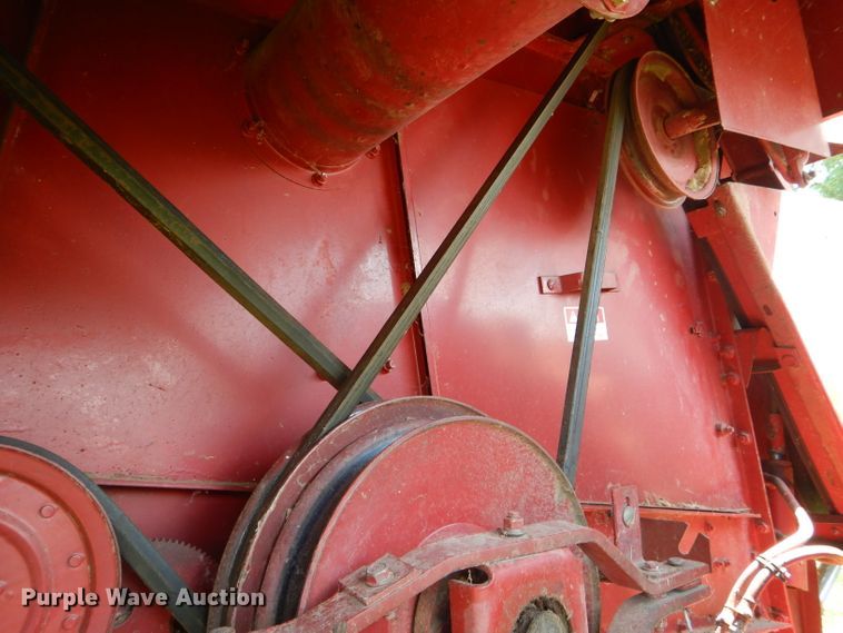 image for item HM9673 1987 Case IH 1680 Axial-Flow RWA combine