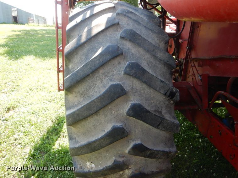 image for item HM9673 1987 Case IH 1680 Axial-Flow RWA combine