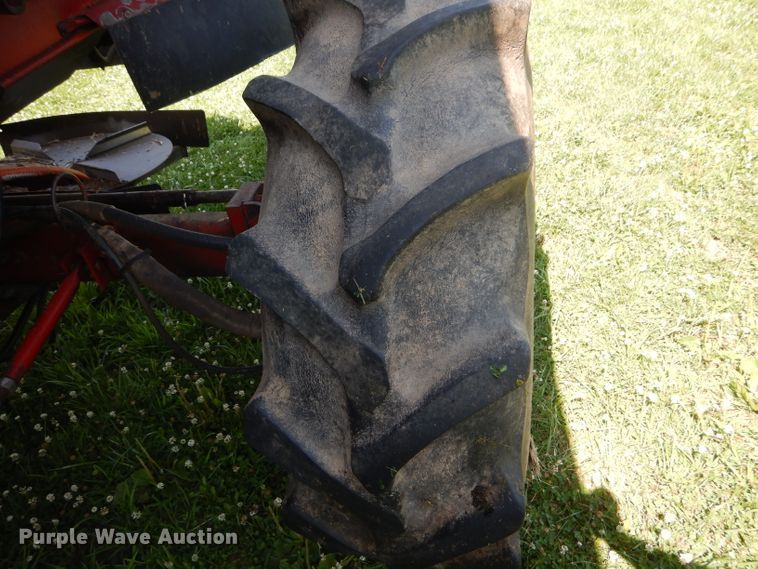 image for item HM9673 1987 Case IH 1680 Axial-Flow RWA combine