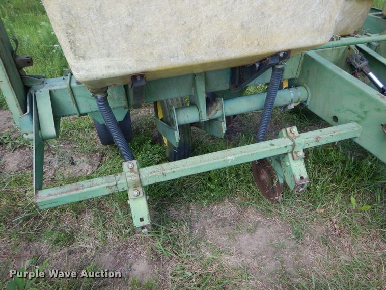 image for item HM9677 John Deere 7000 planter