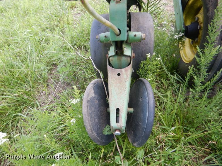 image for item HM9677 John Deere 7000 planter