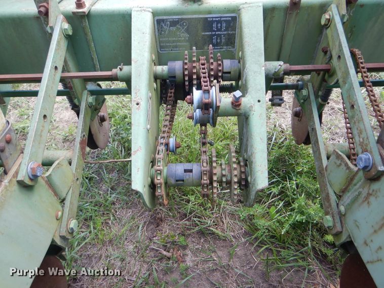 image for item HM9677 John Deere 7000 planter