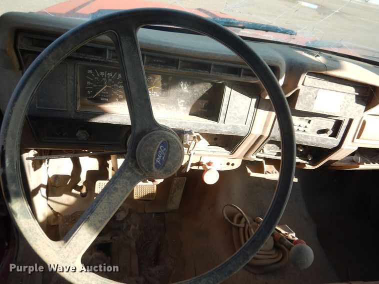 image for item HO9015 1990 Ford F70  fertilizer delivery truck