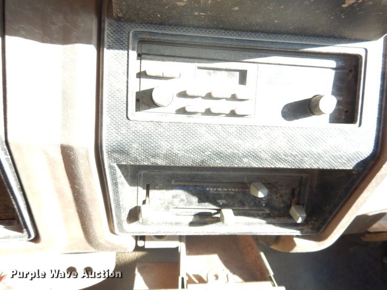 image for item HO9015 1990 Ford F70  fertilizer delivery truck