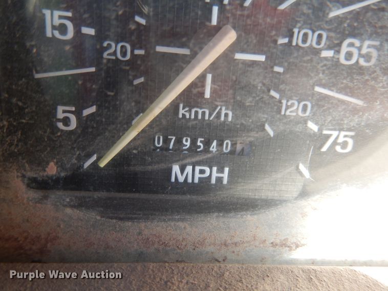 image for item HO9015 1990 Ford F70  fertilizer delivery truck