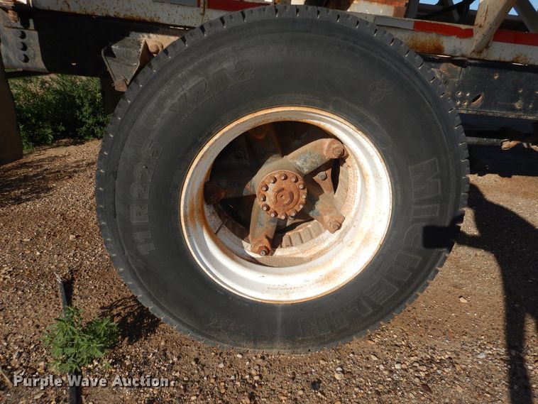 image for item HO9015 1990 Ford F70  fertilizer delivery truck