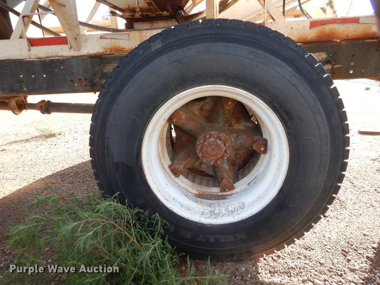 image for item HO9015 1990 Ford F70  fertilizer delivery truck